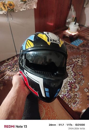 RNG tam üzlü motosiklet dəbilqəsi - Model: RNG (arxa tərəfdə “RNG”