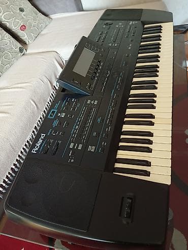 Klavişli alətlər: Sintezator, Roland, İşlənmiş, Ünvandan götürmə, Ödənişli çatdırılma — 3