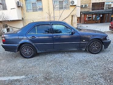 kia clarus 1998: Mercedes-Benz C-Class: 2.2 l | 1997 il Sedan — 5