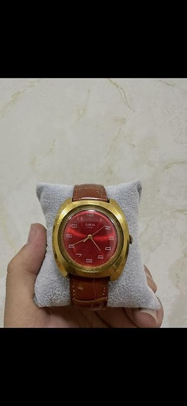 orient saat 1980: Qol saatı, Zarya, rəng - Qızılı — 1