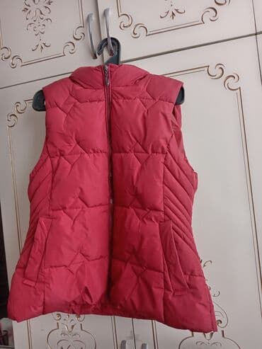 женские спортивные жилеты: Qolsuz balonka.qalindi icinde sentifonu qalindi.rengi tund — 2