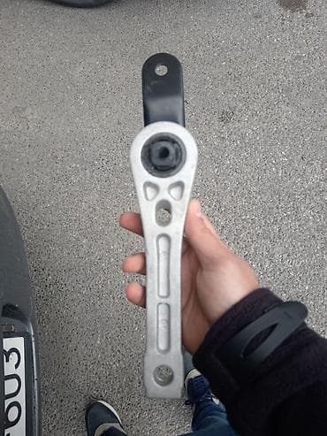 volkswagen 18: Avtomobil mühərrik dayağı (alt fleyta tipli “torque mount”) - — 2