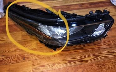 ucuz jeep: Sağ, Yaxın və uzaq vuran işıqlar Toyota, 2022 il, Orijinal, ABŞ, İşlənmiş — 2