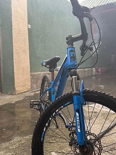 Salam velosiped skorisle 24 lük 2 ildi alınıb uşaq üçün narmal