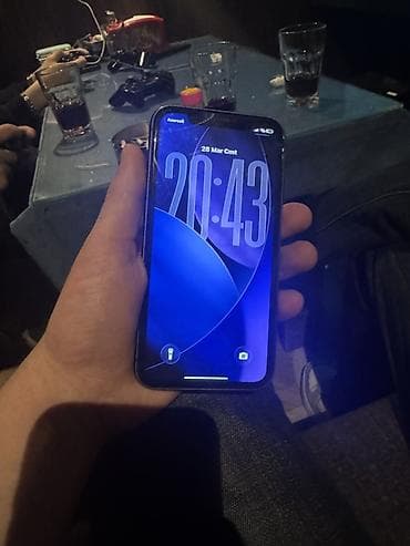 iphone 12 256 gb qiymeti: IPhone 11, 64 GB, Qara — 1