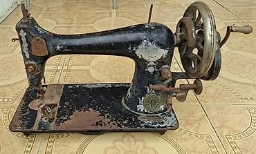 qedimi mebeller: Məhsul: Singer tikiş maşını (mexaniki, əl çarxlı) Model/mühür: “THE — 1