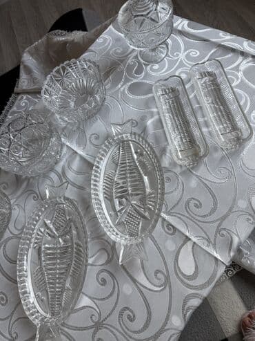 pul qablari: Qab qacaq boyuk baliqlar her biri 15
digerleri 10 azn — 1