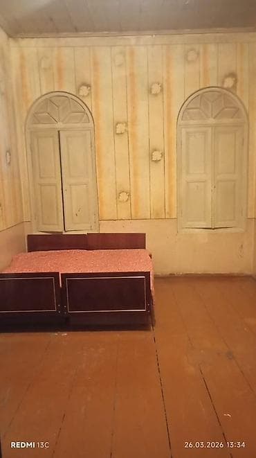 ev elani yerlesdirmek: Gəncə Şəhəri Ftaroyçast Zeynalabdin tağıyev küçəsi 49 ev hündür evdir — 9