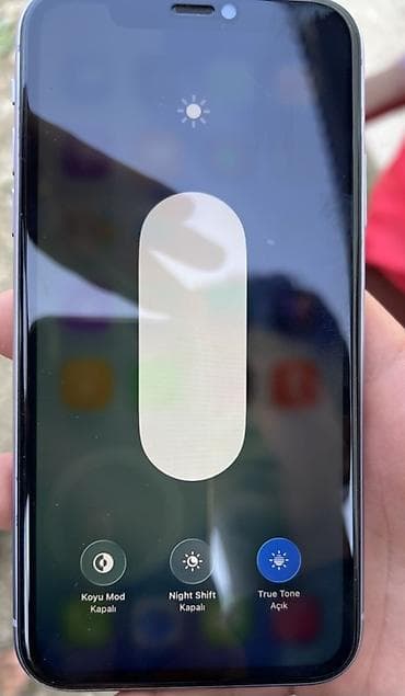 ayfon cin per page 40: IPhone 11, 128 GB, Face ID — 5