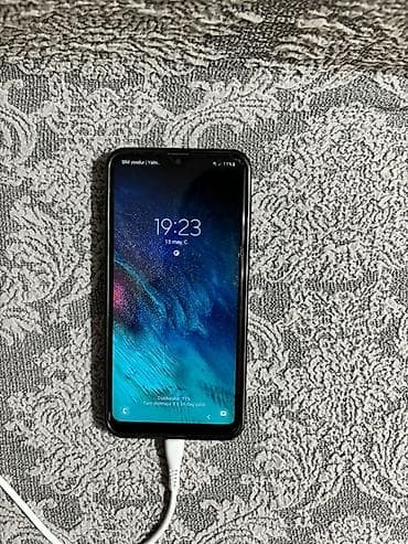 Samsung Galaxy A10, 32 GB, rəng - Qara, İki sim kartlı