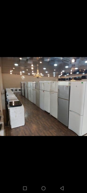 drift üçün maşınlar: 2 qapılı Indesit Soyuducu Satılır, rəng - Ağ — 1