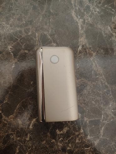 Elektron siqaret - Rəng: şampan/qızılı tonlarda, yan tərəflərində