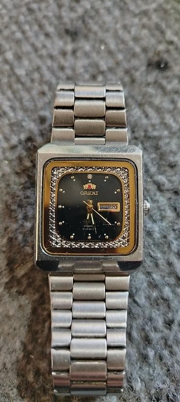 mor ve otesi bilet: Məhsul: Köhnə kolleksiya əşyaları dəsti Tərkib: - SSRİ dövrünə aid — 2