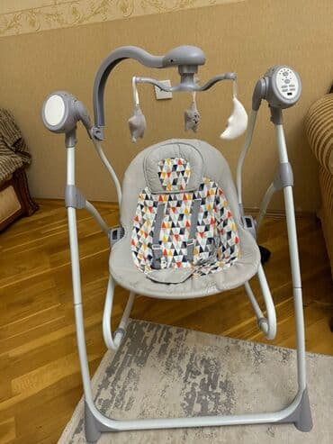 Manejlər: Özü yelənən nəni — 1