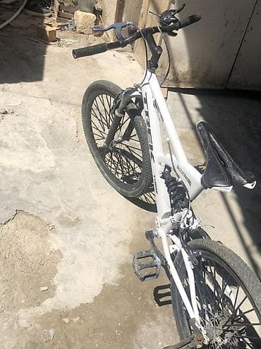 velo motor: Trek markalı dağ velosipedi - Rəng:ağ Velosiped ideal vəziyətdədir — 4