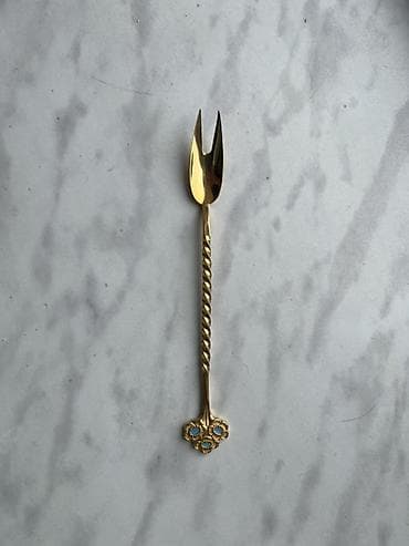 Qızılı rəngdə mini yeməklik/çəngəl qaşıq - Material: metal, parlaq