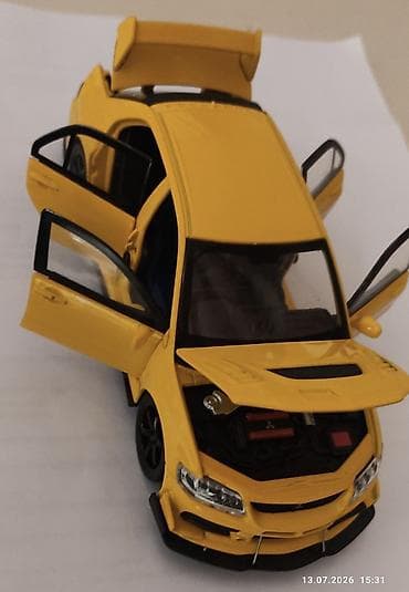 disk dvd: Mitsubishi Lancer Evolution 9 modeli – kolleksiya üçün detalı die-cast — 4