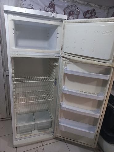 remington s 7300: İşlənmiş 2 qapılı Indesit Soyuducu Satılır, rəng - Ağ — 3