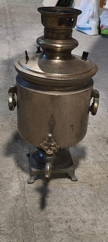 Qədimi samovar qiyməti 6800azn lalafo.az -da Qədimi samovar qiyməti 6800azn