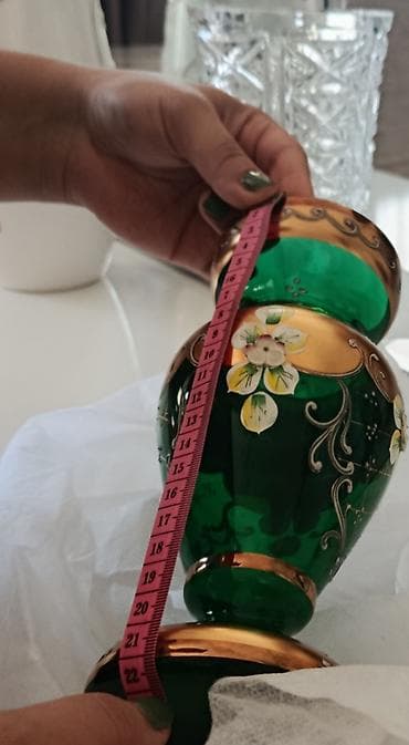 Bir vaza, Bogem şüşəsi lalafo.az -da Bir vaza, Bogem şüşəsi