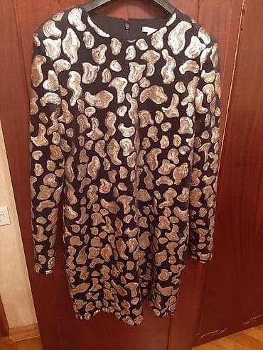 Vilyur zərli ziyafət paltarı. 1 dəfə geyinilib. Ölçüsü M.Qiyməti 30