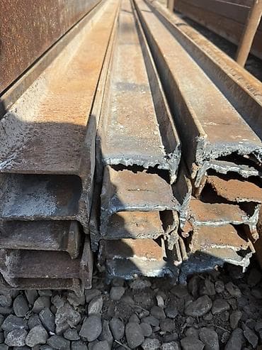 Profillər, şvellerlər: 10 sm tavur uzunlugu 6 metrə 5.80 təzə az istifadə olunub qiymət 1 — 2