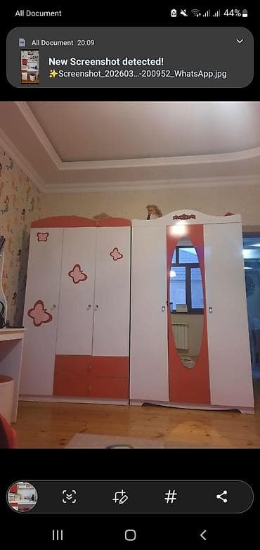 tək masa: Gənc Otası satılir qiyməti 550 manat dəstə daxildir. Dolab 2 ədəd — 4