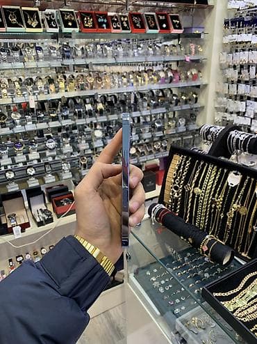 ucuz iphone 11: IPhone 13 Pro, 256 GB, Sierra Blue, Face ID — 9