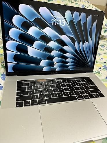 Apple MacBook Pro noutbuk - Ekran: 15 düym Retina (parlaq, yüksək — 2