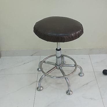 Salon Kreslosu. Qalxib-düşəni işləyir, yaxşı vəziyyətdədi. Kreslo lalafo.az -da Salon Kreslosu. Qalxib-düşəni işləyir, yaxşı vəziyyətdədi. Kreslo