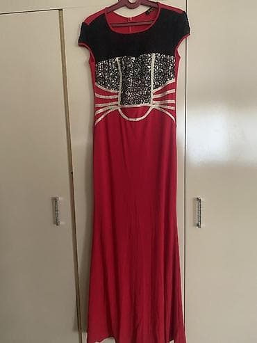 qirmizi piling: Ziyafət donu, Maksi — 4