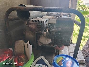 Benzinlə işləyən su matoru