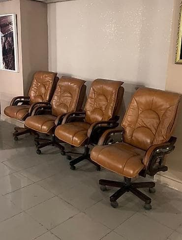 ofis stulları: İşlənmiş, Təkərli — 1