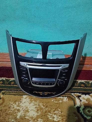 Hyundai orijinal baş maqnitola və ön panel (fasciya) komplekti Məhsul