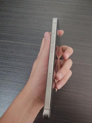 m4 mac mini: IPhone 15 Pro Max, 256 GB, Gümüşü, Simsiz şarj — 3