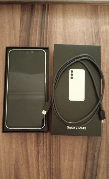 Honor: Samsung Galaxy S24, 128 GB, rəng - Ağ — 1