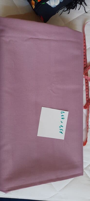 atlas parça qiyməti: Qarışıq şifon5azn
Yaşıl güllü 8azn
Gül qurusu 7 azn.
Bej 20 azn — 4