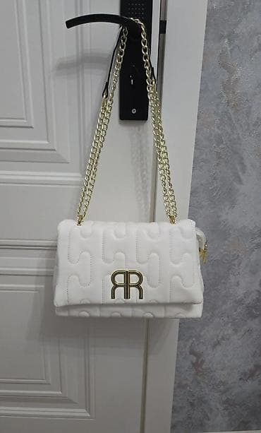 dəri kişi cantaları: Çox keyfiyyetli ag çanta.1 eded qalib.Ölçüsü 27×18 — 2