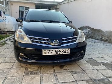 Продажа авто: Nissan Tiida, qara rəng, hetçbek gövdə. - Güclü və qənaətcil benzin — 2