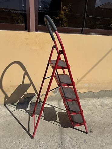 Ручные механические инструменты: Qatlana bilən 5 pilləli nərdivan - Material: metal gövdə, rezinlə — 3