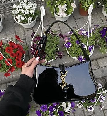 kisi sumkasi: - Qadın çiynindən asılan kiçik ölçülü çanta - Rəng: qara, parlaq laklı — 1
