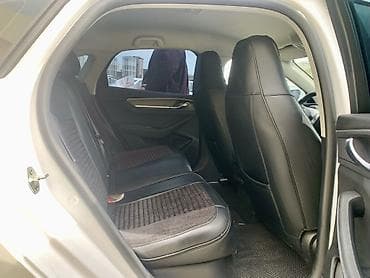 809 d: BYD Destroyer 05: 1.5 l | 2025 il 7800 km Sedan — 6