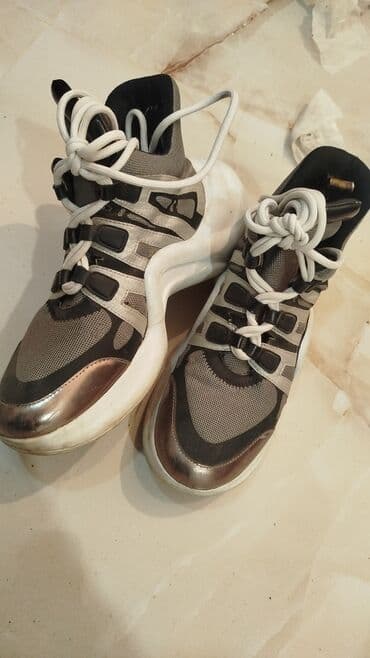 krasofkalar qiz ucun 2020: 37razmer. 10azn — 1