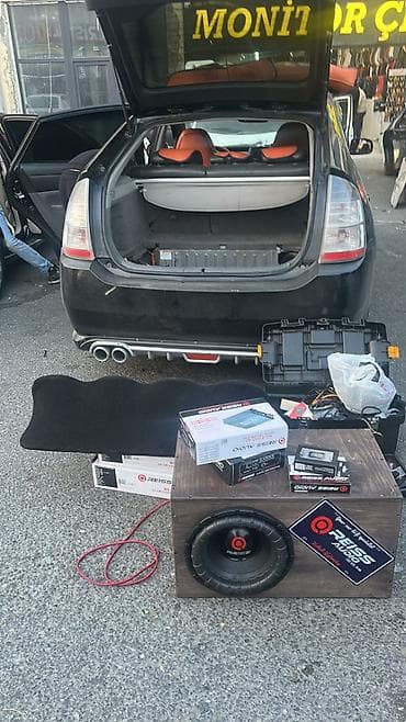 Maşın üçün tam audio sistemi – REISS Audio Komplektin tərkibi: -