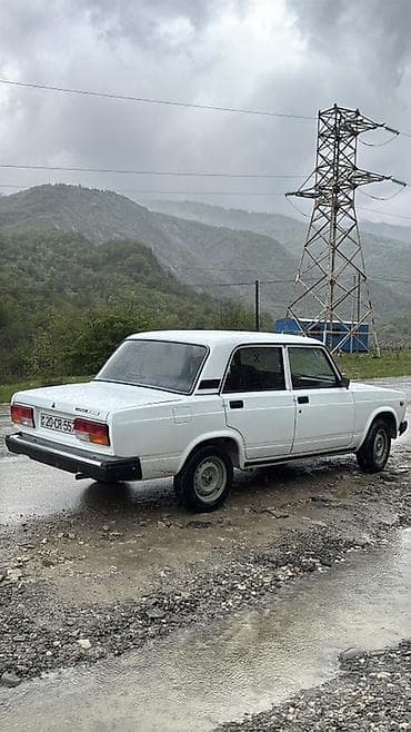 traktor ehtiyat hisseleri satisi: Salam, 2009 cu il injektor. Qiymətdə fantastik yox yüngül endirim — 5