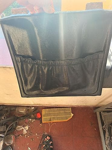 Salon: Avtomobil qapı döşəməsi (vinil/deri tipli material) W210Mersedes - — 2