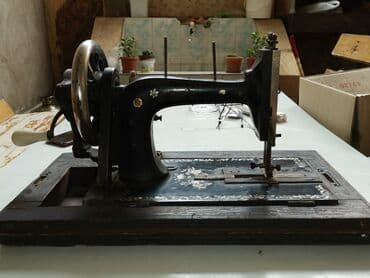 Kolleksiya qaşıqları: "Zinger" Almaniya istehsalı olan qədim tikiş maşını. Yaşı 100 ildən — 4