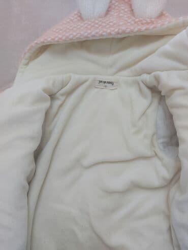 uşaq paltarı: Kurtka qız uşağına.4- 6 yaş.Təzə kimi.Yaz payız mövsümünə — 3