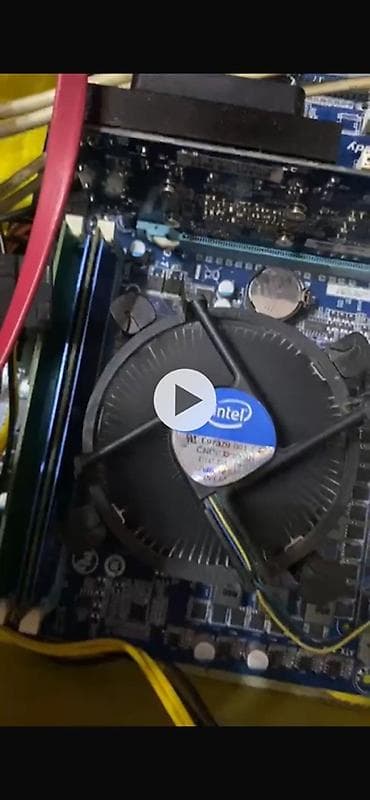 Salam plata gigabyte h61 üstündə i3 2 ci nəsil ram 8 gb 4x4 patriot