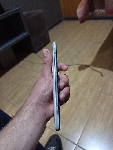 20 pro: Samsung Galaxy A51, 64 GB, rəng - Ağ — 3